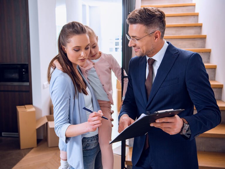 Homeowner discussing with investor whether to fix up home before selling