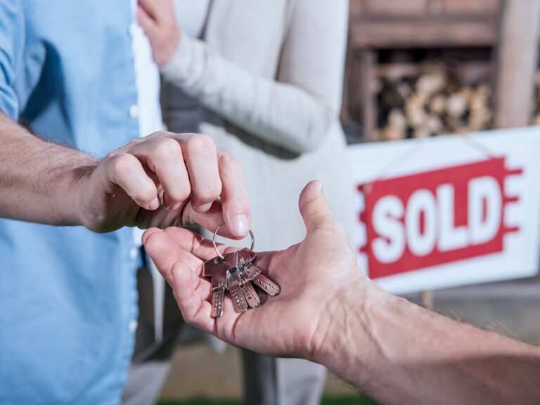 Evaluate the benefits of selling your house to an investor